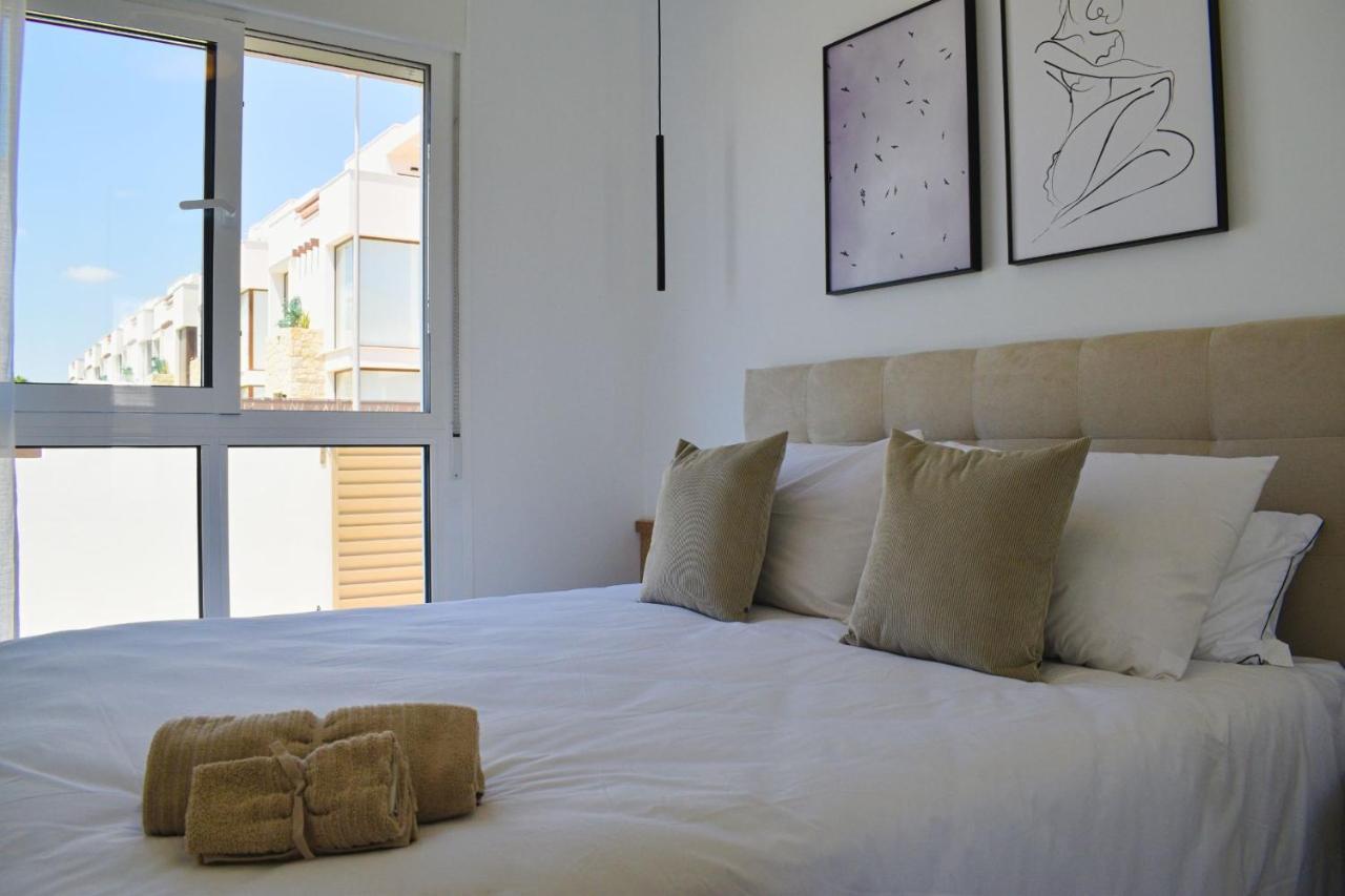 New Build Apartment On Beautiful Modern Complex Rojales Buitenkant foto