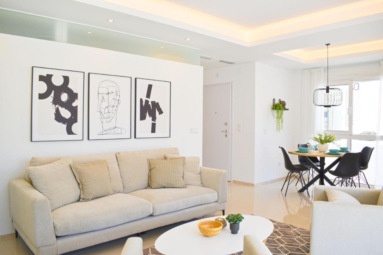 New Build Apartment On Beautiful Modern Complex Rojales Buitenkant foto